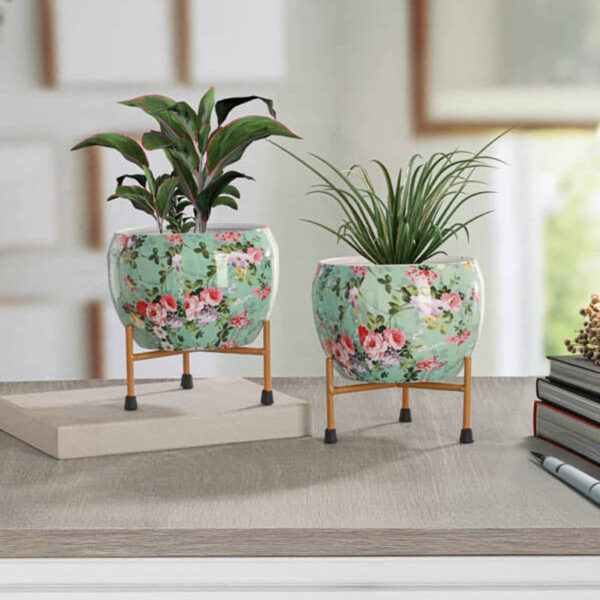 Aglo Bloom Handcrafted Planter With Stand - Four Piece Set Aglo Bloom Handcrafted Planter With Stand - Four Piece Set
