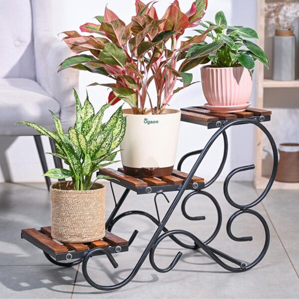 Bramble Perch Three Tier Metal Plant Stand - White