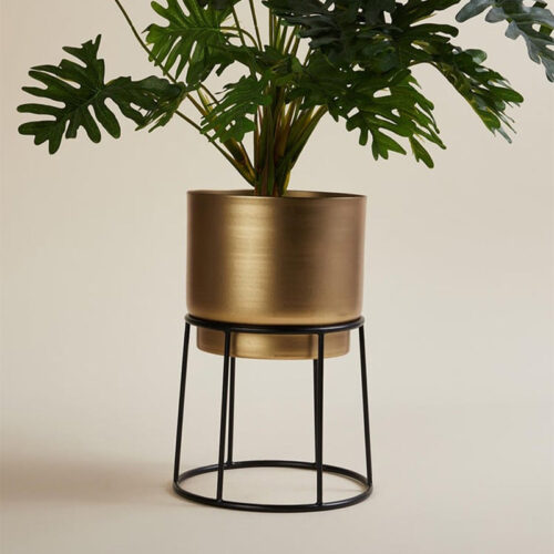 Elsa Gols Planter With Stand Elsa Gols Planter With Stand