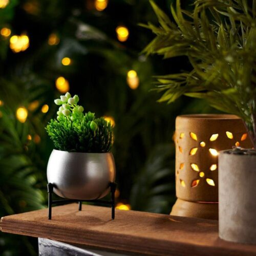 Eukene Metal Planter - Silver Eukene Metal Planter - Silver