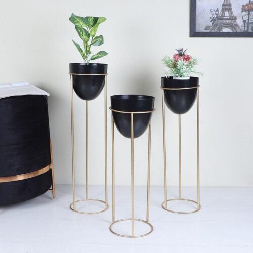 Kiromia Floor Planter (Black) - Set Of Three Kiromia Floor Planter (Black) - Set Of Three