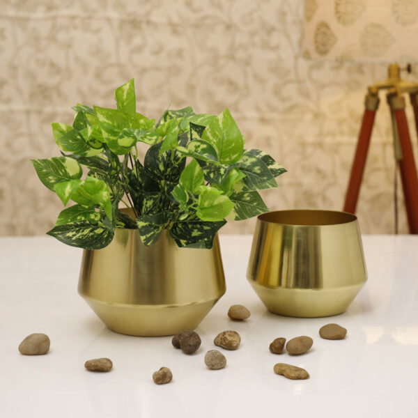 Simone Oak Planter (Gold) - Set Of Two Simone Oak Planter (Gold) - Set Of Two